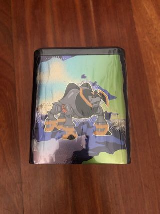 Lata apilable TCG Pokemon paradoja