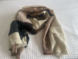 Bufanda cuadros Zara beige-marrón