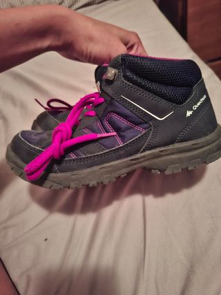 Bota trekking Quechua niña