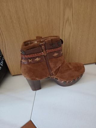 Botines Marrones Piel - Talla 39