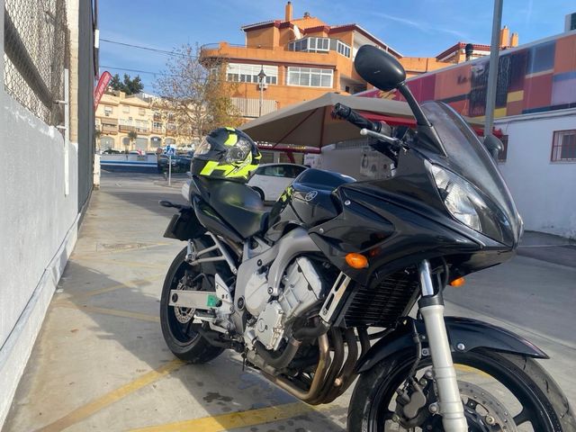 Yamaha Fazer 600 Negra - 50.000km