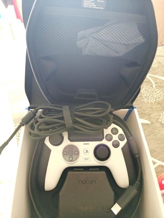 Nacon Revolution 5 Pro PS5 - Blanco/Gris