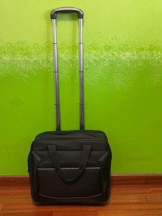 Maletín ejecutivo con ruedas