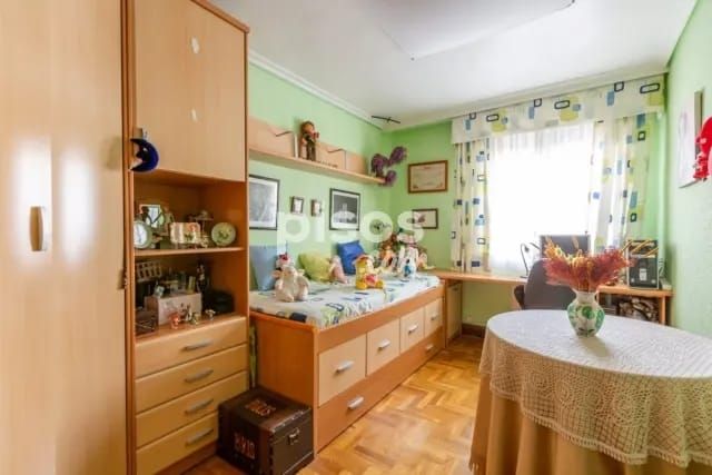 Dormitorio juvenil madera - dos tonos de madera