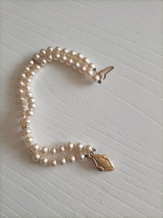 Pulsera perlas dorada