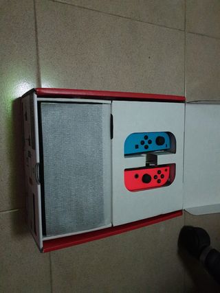 Nintendo Switch OLED - Azul/Rojo