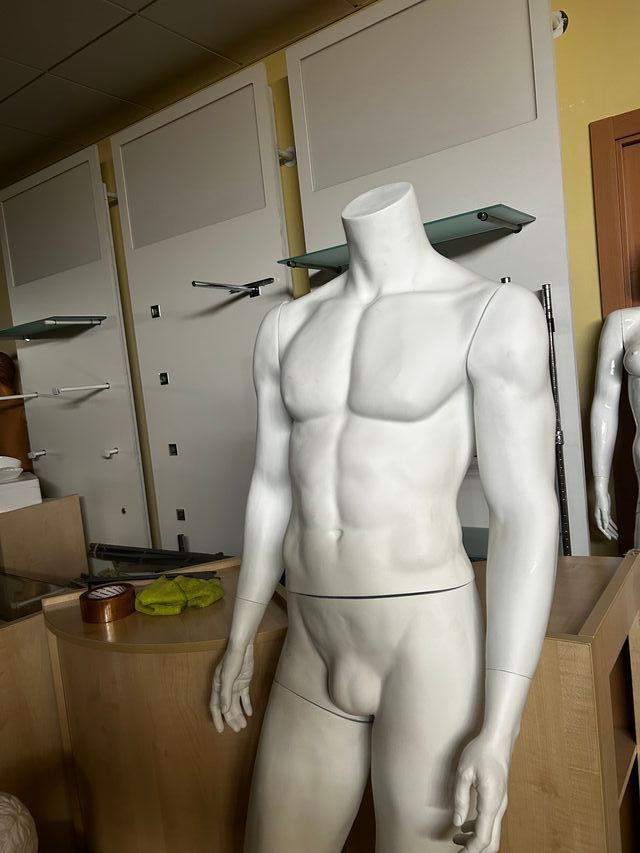 Manequim branco fosco para homem