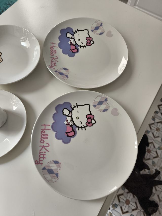 Juego platos Hello Kitty - Porcelana