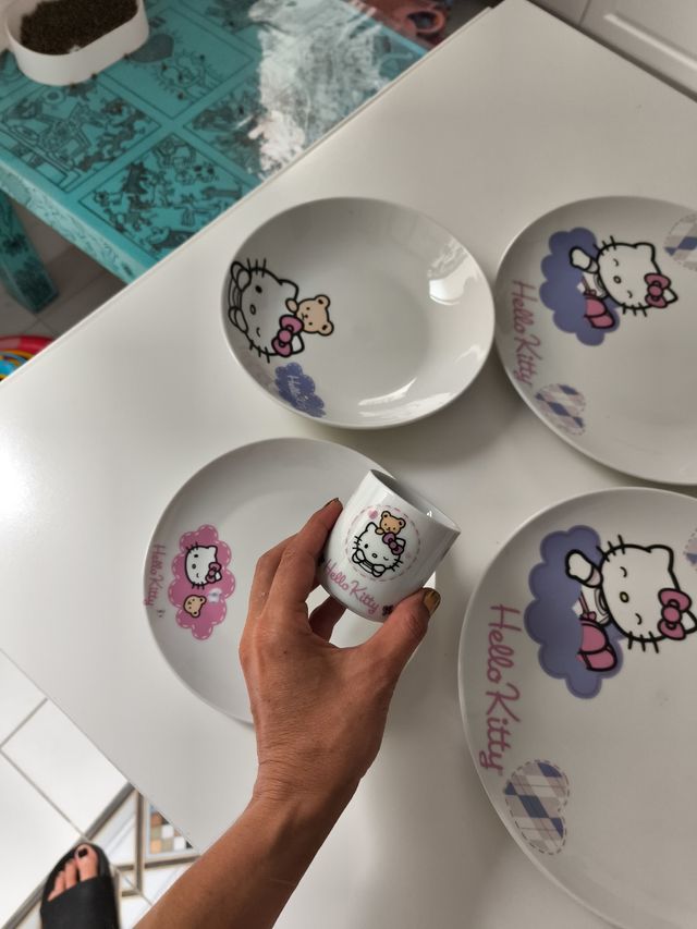 Juego platos Hello Kitty - Porcelana