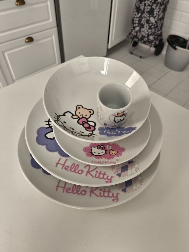 Juego platos Hello Kitty - Porcelana