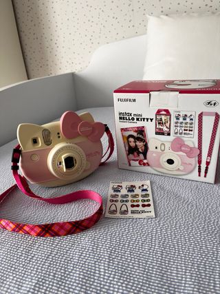 Fujifilm Instax Mini Hello Kitty (Limited Edition)