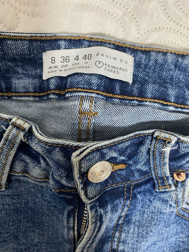 Vaqueros Primark - Talla M