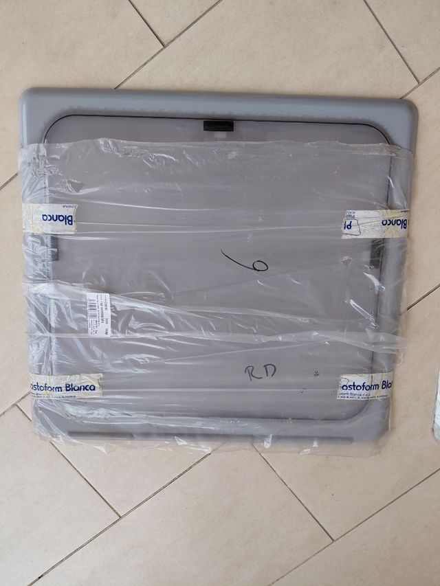 Ventana caravana FAD 450x550