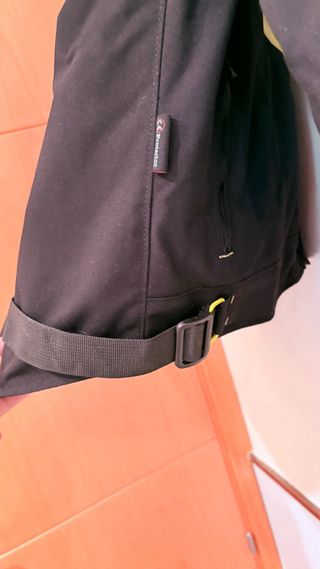 Casco moto Unik amarillo-negro + chaqueta