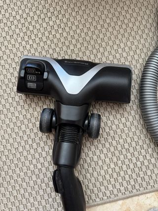 Aspiradora Rowenta Silence Force Compact