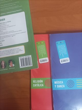 Libros de texto de 4 de Primaria de Maristas 