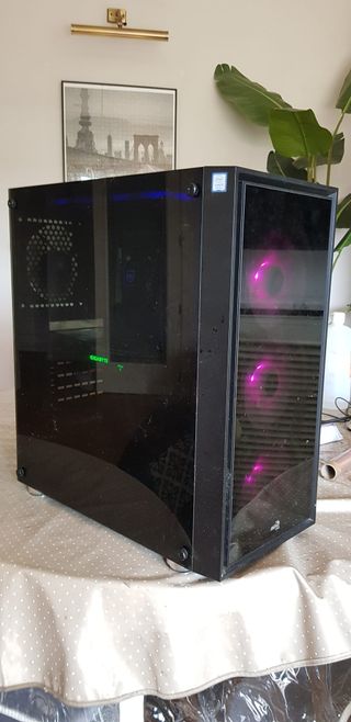 PC Gamer - Intel i5 8600K, GTX 1060 6GB, 16 GB Ram