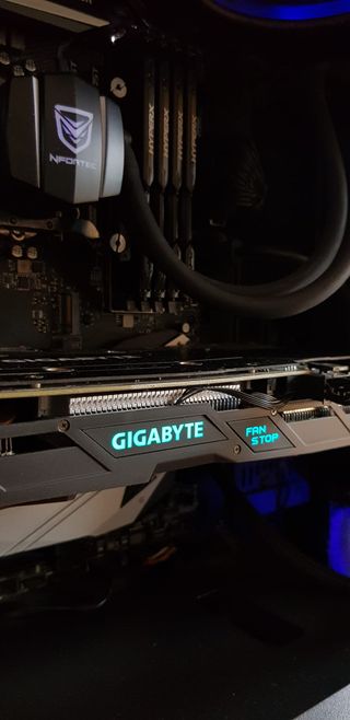 PC Gamer - Intel i5 8600K, GTX 1060 6GB, 16 GB Ram