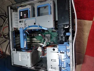 Dell Precision 490 - Servidor