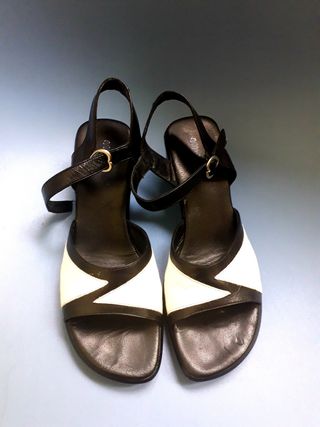 Sandalias cuña blanco-negro