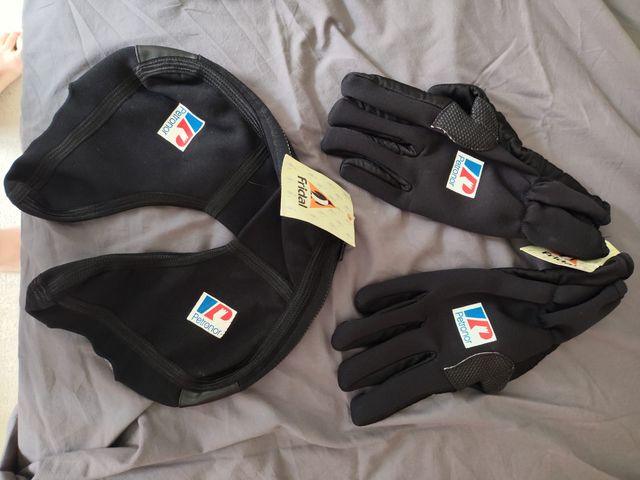 Guantes y cubrezapatillas Petronor L