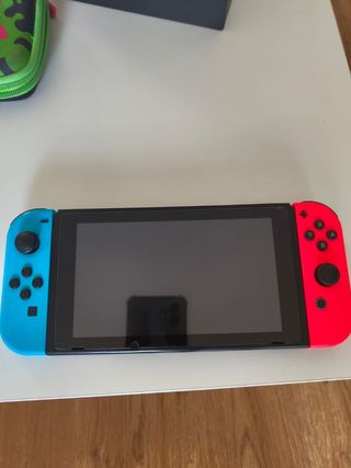Nintendo Switch v1 Azul/Rojo