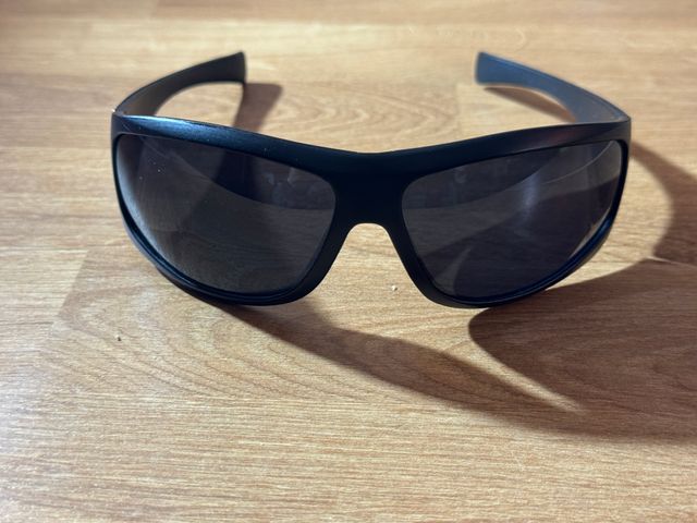 Suportes de monitor de computador, Óculos, Alto-falantes 14 €