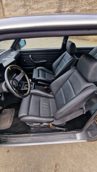 BMW e21 325i