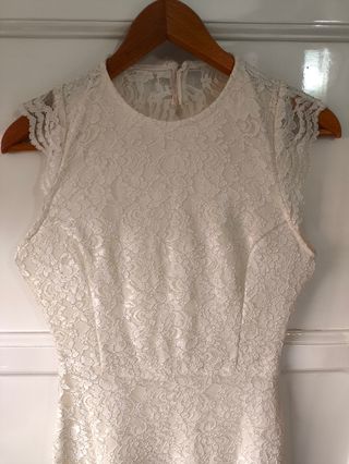 Vestido novia de encaje blanco champagne