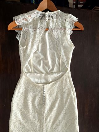Vestido novia de encaje blanco champagne