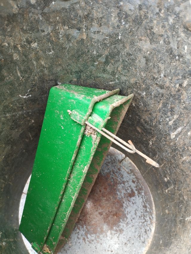 Bebederos y comederos aves