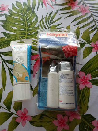 2 productos Masilla y blanqueante juntas Bricocem