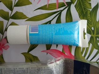 2 productos Masilla y blanqueante juntas Bricocem