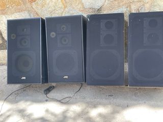 5 Altavoces-  4 columnas+ altavoz .