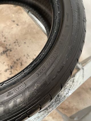2x 215/45 R16 Dunlop SpSport Max