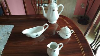 Juego porcelana blanco y dorado
