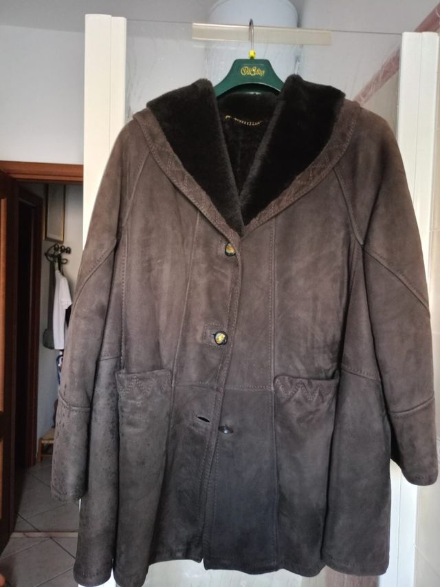 Montone Marrone Tg.48