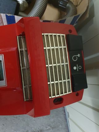 Aspiradora vintage roja