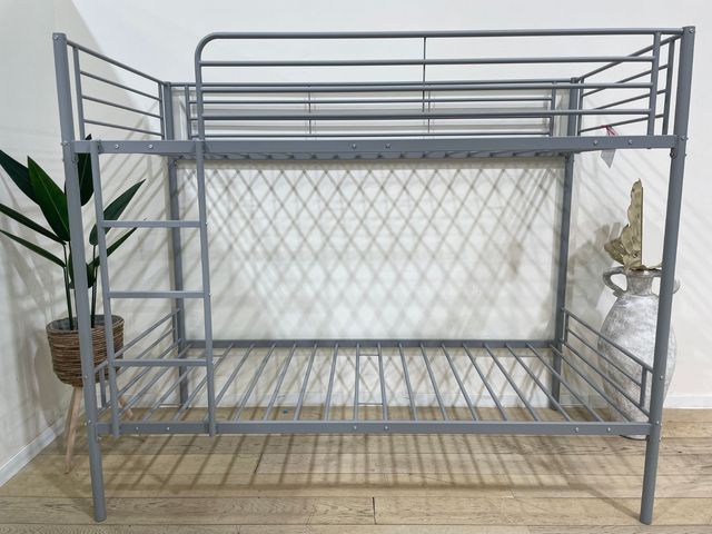 Litera metálica gris - 2 camas