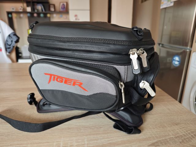 Bolsa depósito moto Triumph Tiger