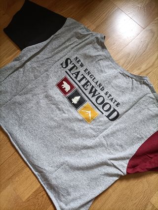 Camiseta Pull Bear gris y negra