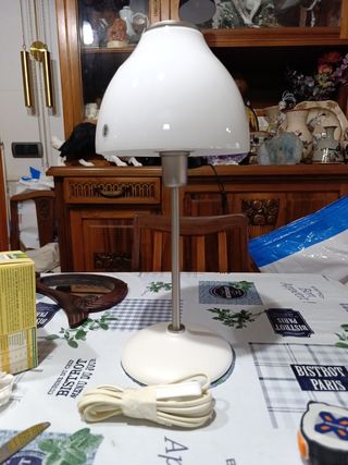 Lampara mesa IKEA .