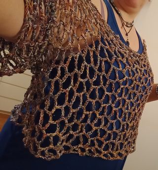 Top estivo a rete multicolor