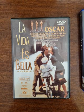 DVDs de películas conocidas.