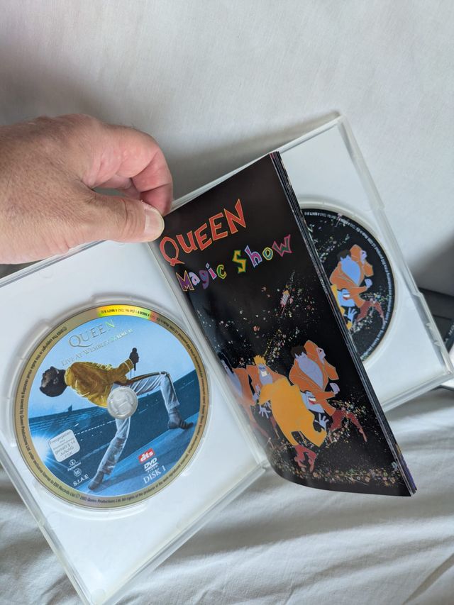 DVD Queen Wembley + We Will Rock You