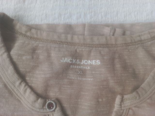 Camiseta beige Jack & Jones