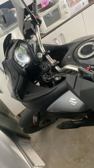 Moto Suzuki V-Strom XT