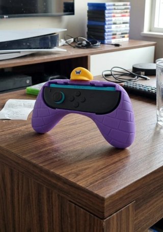 Soporte mando switch Wario