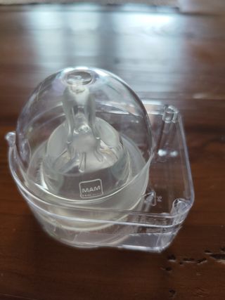 Biberones MAM 130ml (2 unidades) + 4 tetinas RN