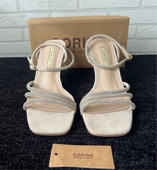 Sandalias Corina beige talla 36
